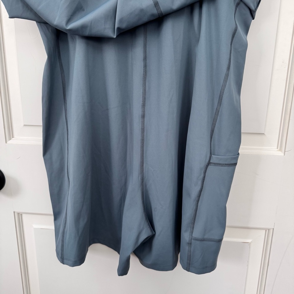Old Navy active dress, size XXL PowerSoft Built in bra, hidden shorts dusty blue - Picture 4 of 8